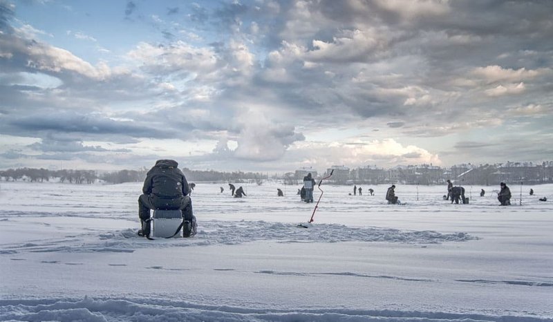 Ice fishing game online in United Kigdom